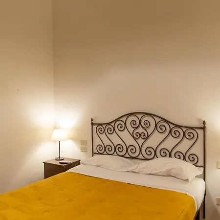 Stile & Comfort Near P. Signoria Апартаменты