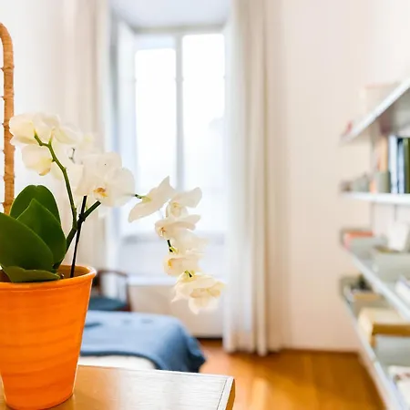 Stile & Comfort Near P. Signoria Апартаменты
